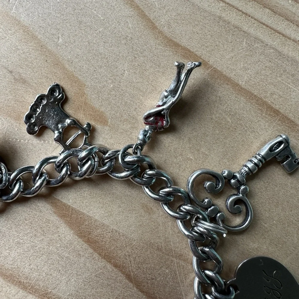 Artisan Crafted this vintage